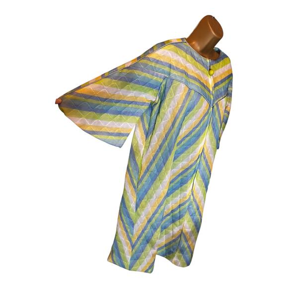 Vintage 60s Quilted Housecoat Robe Pajamas Coat Pastel Striped Leisurewear - Picture 3 of 7